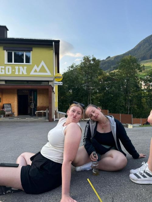 X2
